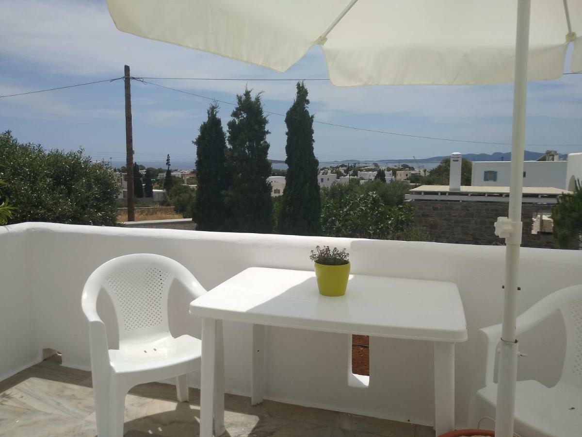 Galaxy Apartments Alikí Екстериор снимка