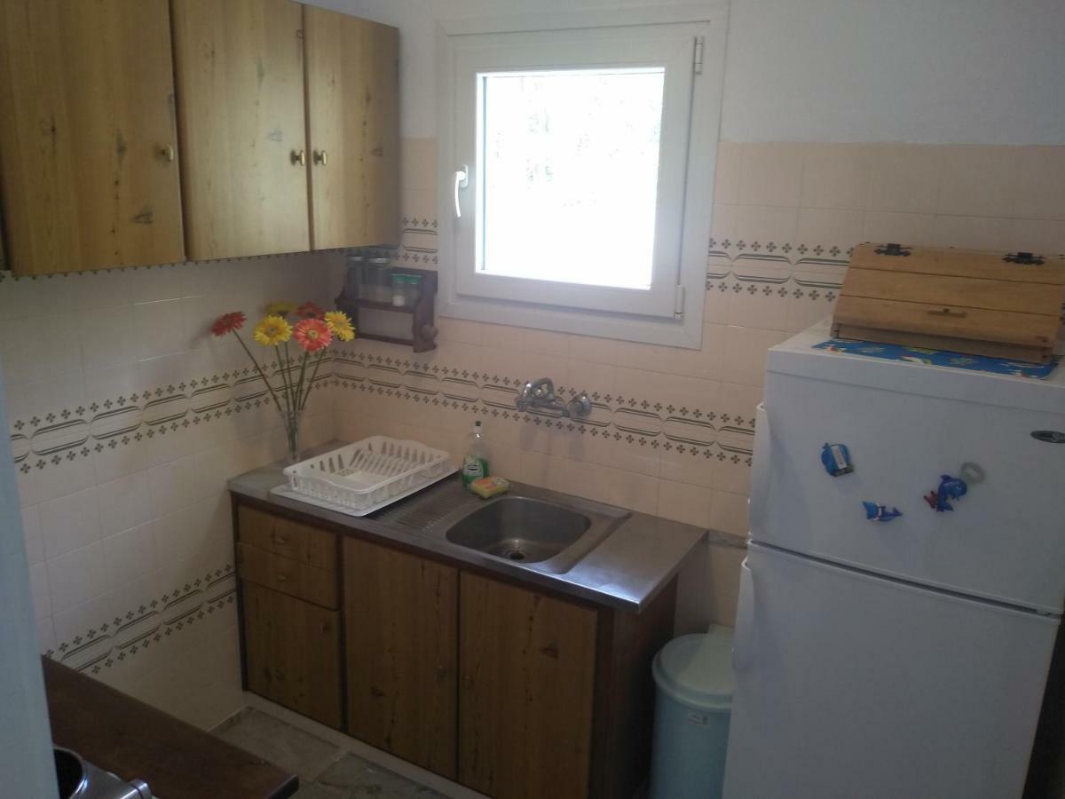 Galaxy Apartments Alikí Екстериор снимка
