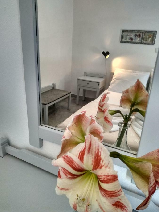 Galaxy Apartments Alikí Екстериор снимка