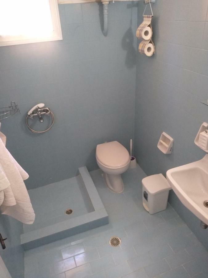 Galaxy Apartments Alikí Екстериор снимка