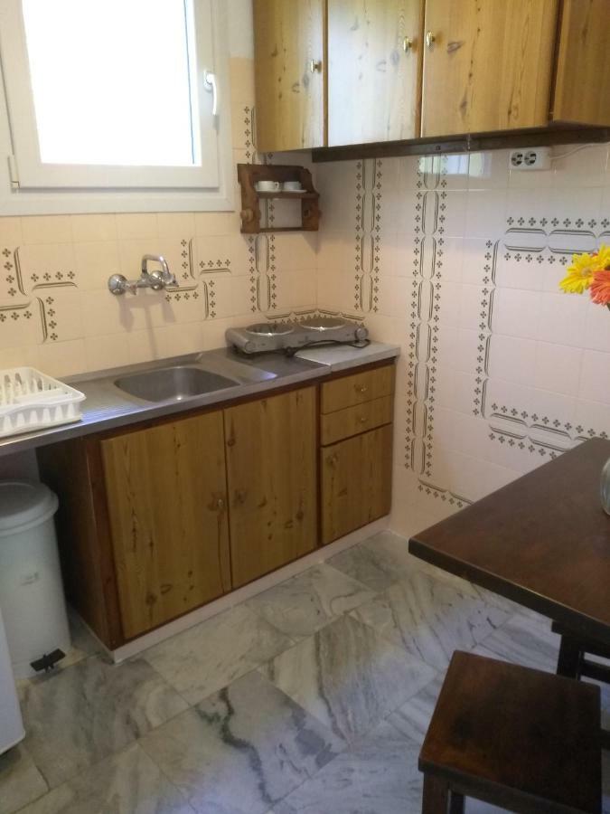 Galaxy Apartments Alikí Екстериор снимка